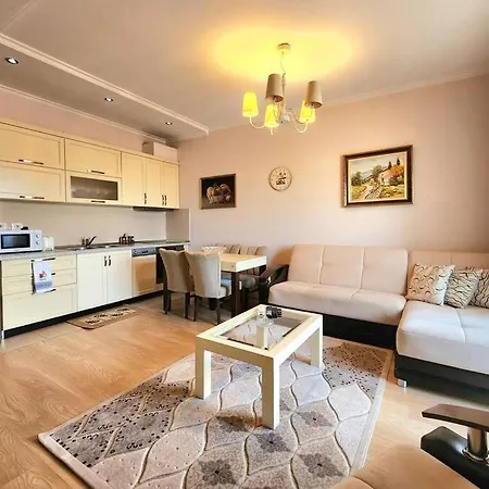 Apartment Riverside Flat W/ Free Parking & 24h Self Check-in Tirana